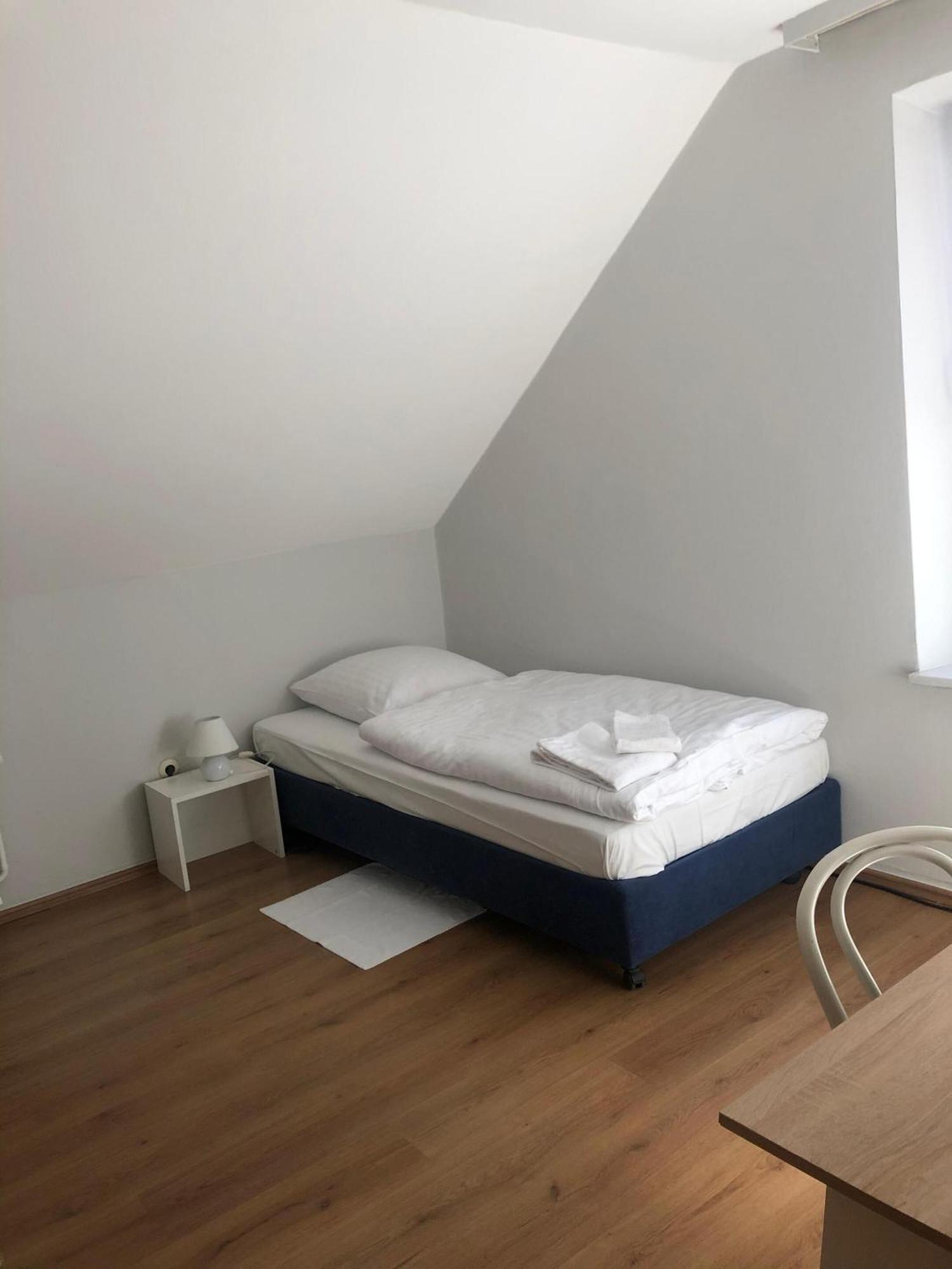 Hotel Schwaferts Вупперталь Номер фото